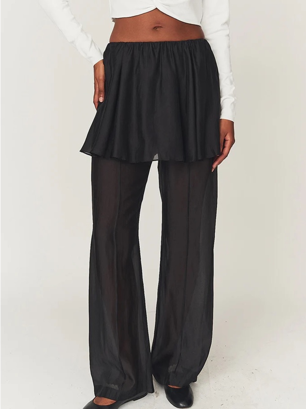 The Garment Women’s Straight-Leg Pants in Charcoal